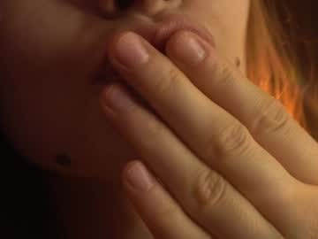 girl Exotic Live Cam Girls - Experience The Passion! with luntiki